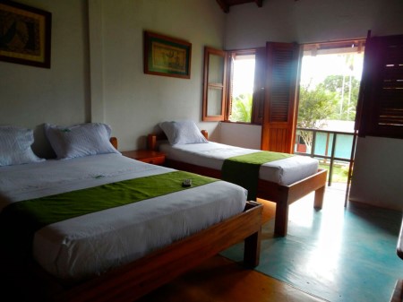 PUerto Narino hotel bedroom